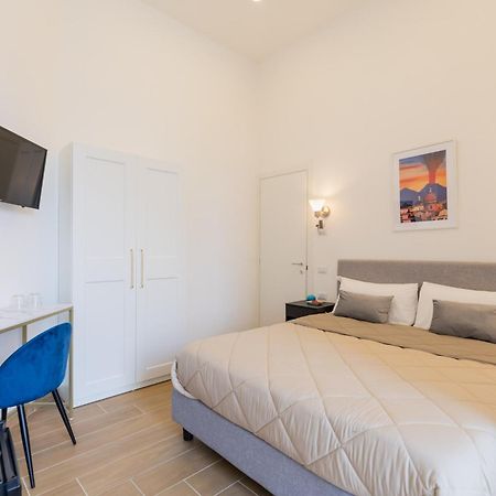 Blu Parthenope Suites Νάπολη Εξωτερικό φωτογραφία