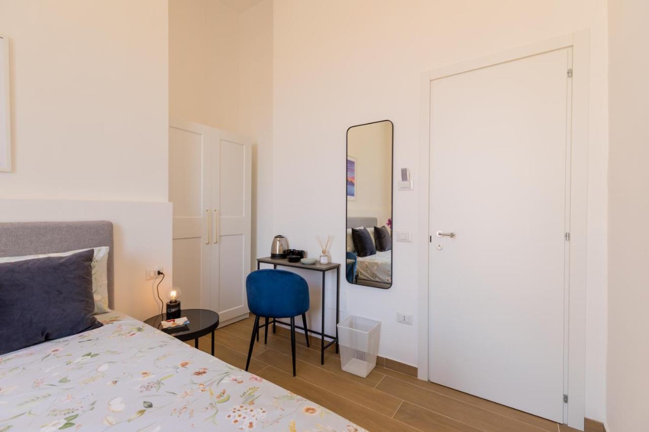 Blu Parthenope Suites Νάπολη Εξωτερικό φωτογραφία
