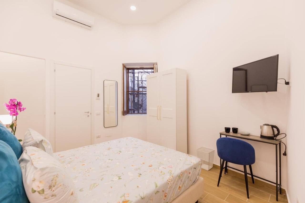 Blu Parthenope Suites Νάπολη Εξωτερικό φωτογραφία