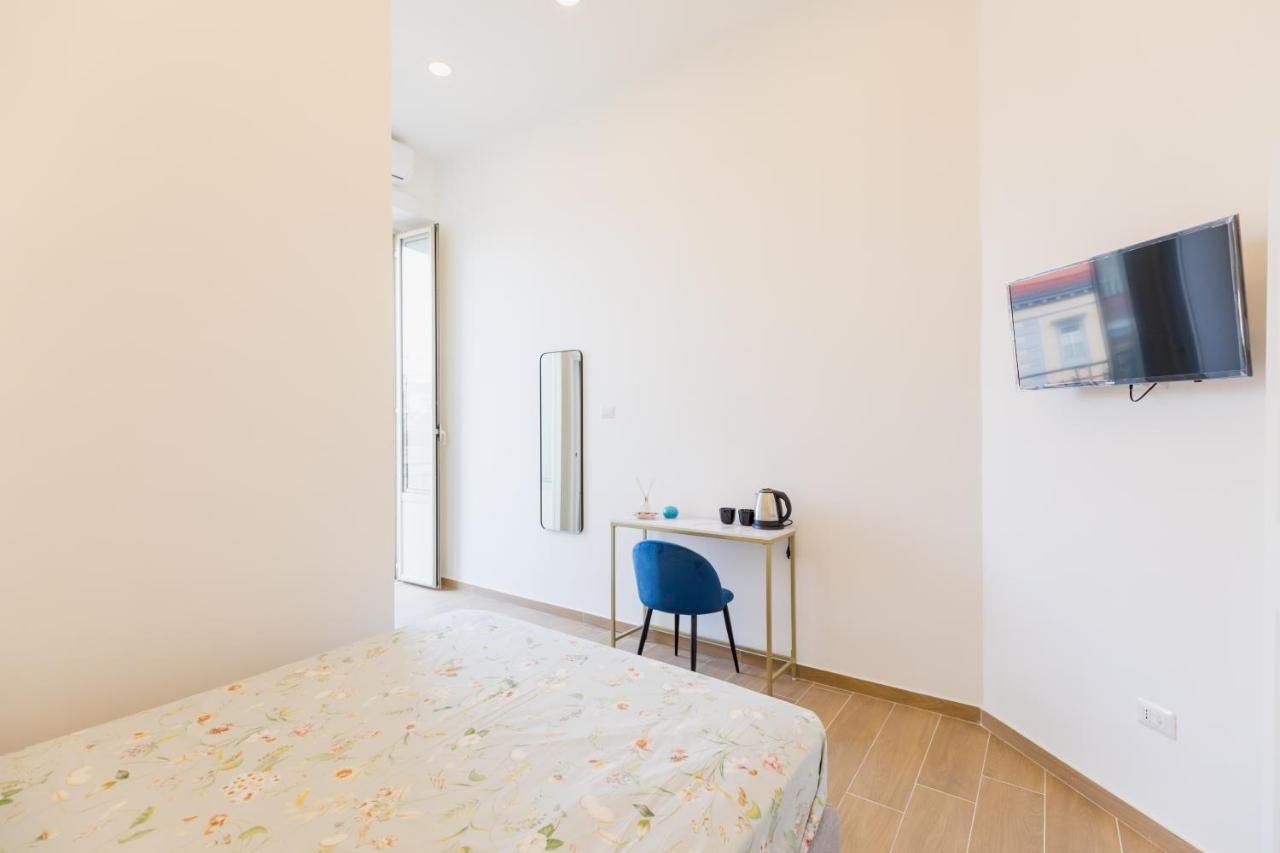 Blu Parthenope Suites Νάπολη Εξωτερικό φωτογραφία